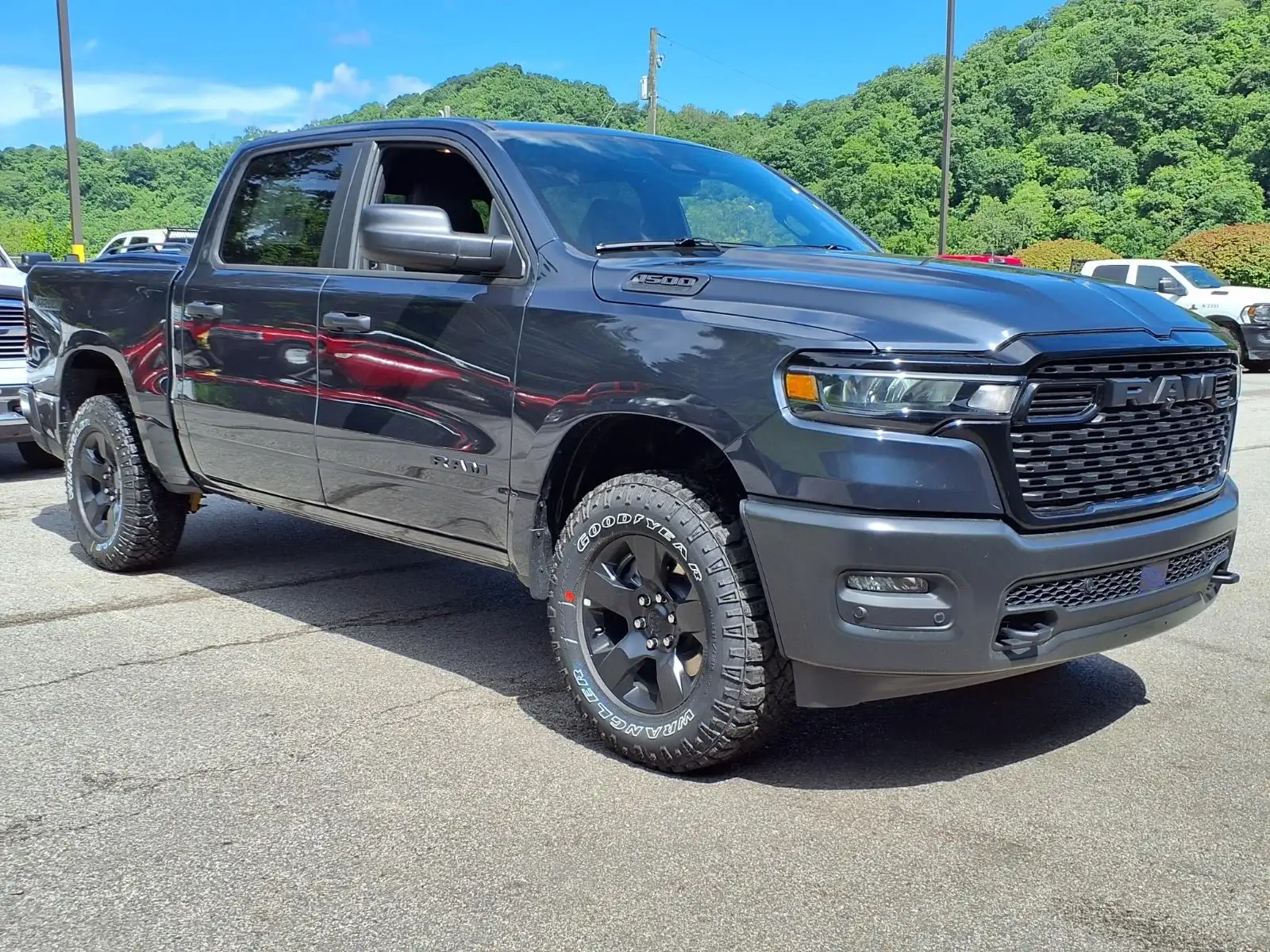 2026 RAM 1500 Warlock 4x4 Crew Cab 5'7 photo 1