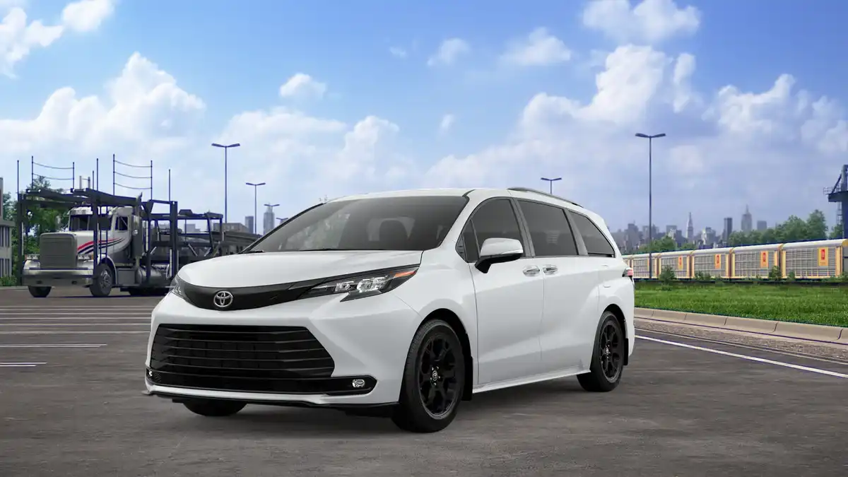 2026 Toyota Sienna Woodland Edition Hybrid AWD's photo