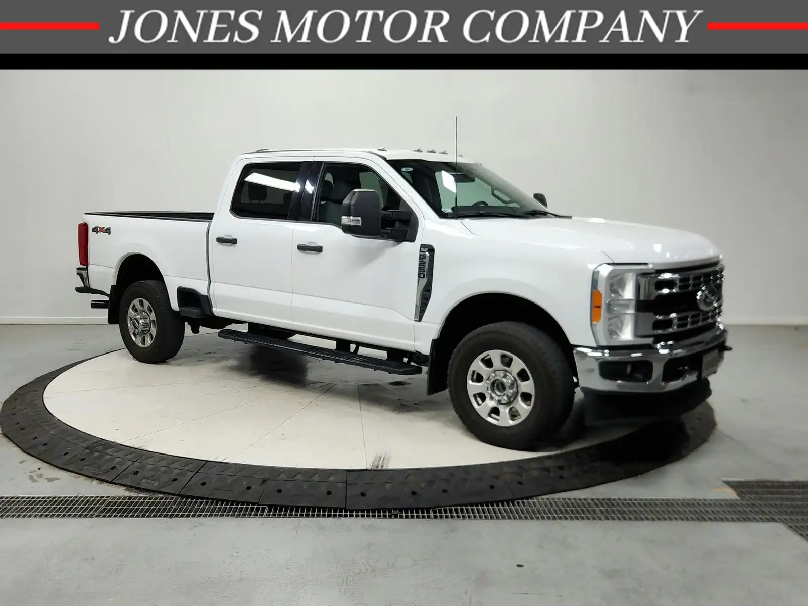 2023 Ford F-250 XLT 4x4 Crew Cab 8' Box's photo