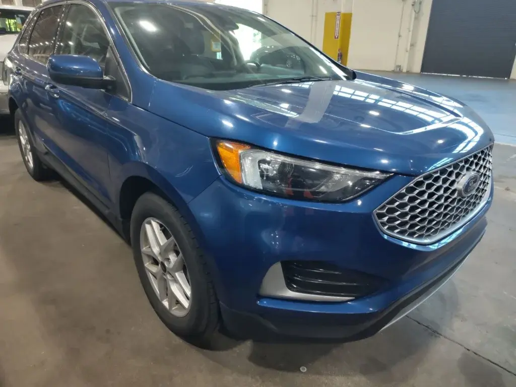 2024 Ford Edge SEL AWD photo 5