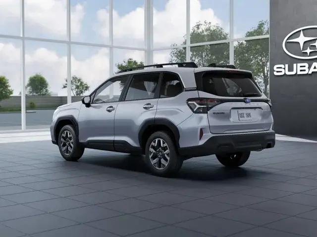 2026 Subaru Forester Premium photo 4