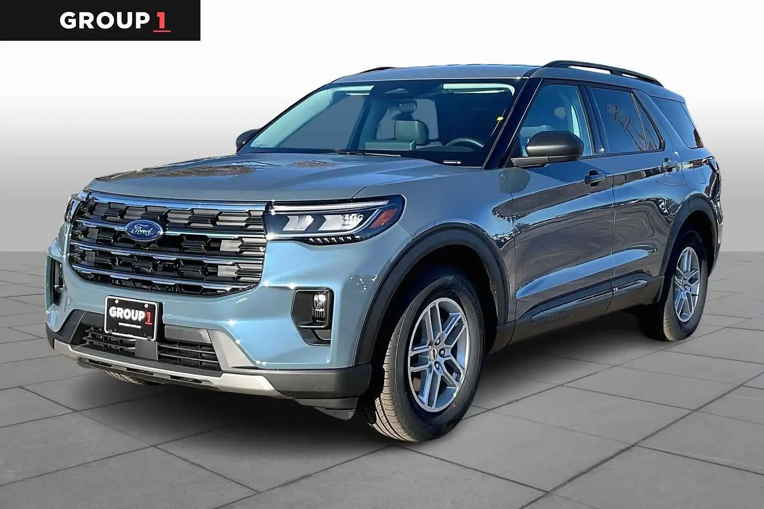 2026 Ford Explorer undefined photo 1