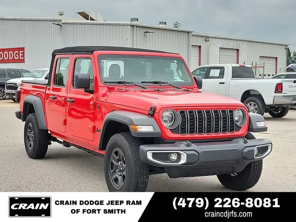 2024 Jeep Gladiator Sport's photo