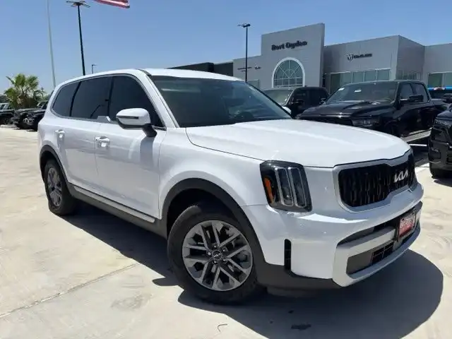 2025 Kia Telluride LX FWD's photo
