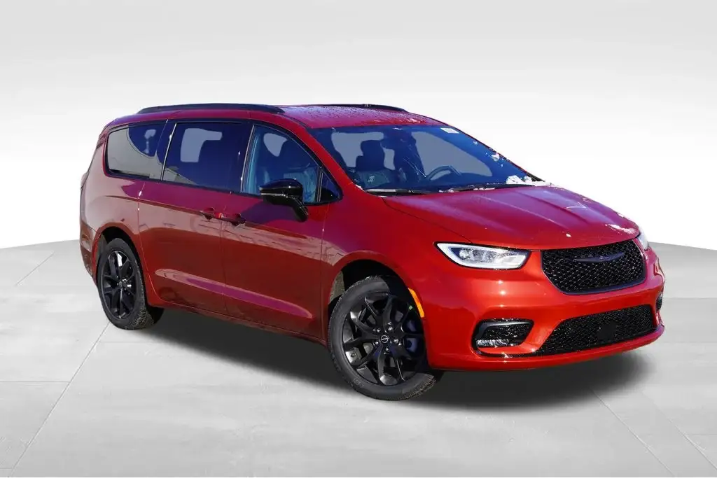2026 Chrysler Pacifica Select AWD photo 1