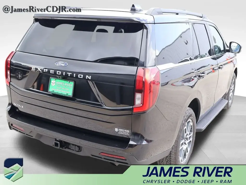 2025 Ford Expedition Active 4x4 photo 5