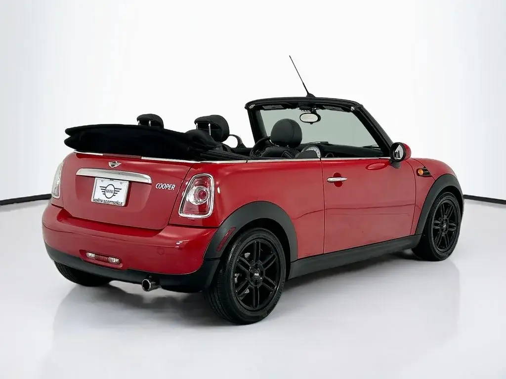 2013 MINI Cooper Base photo 5