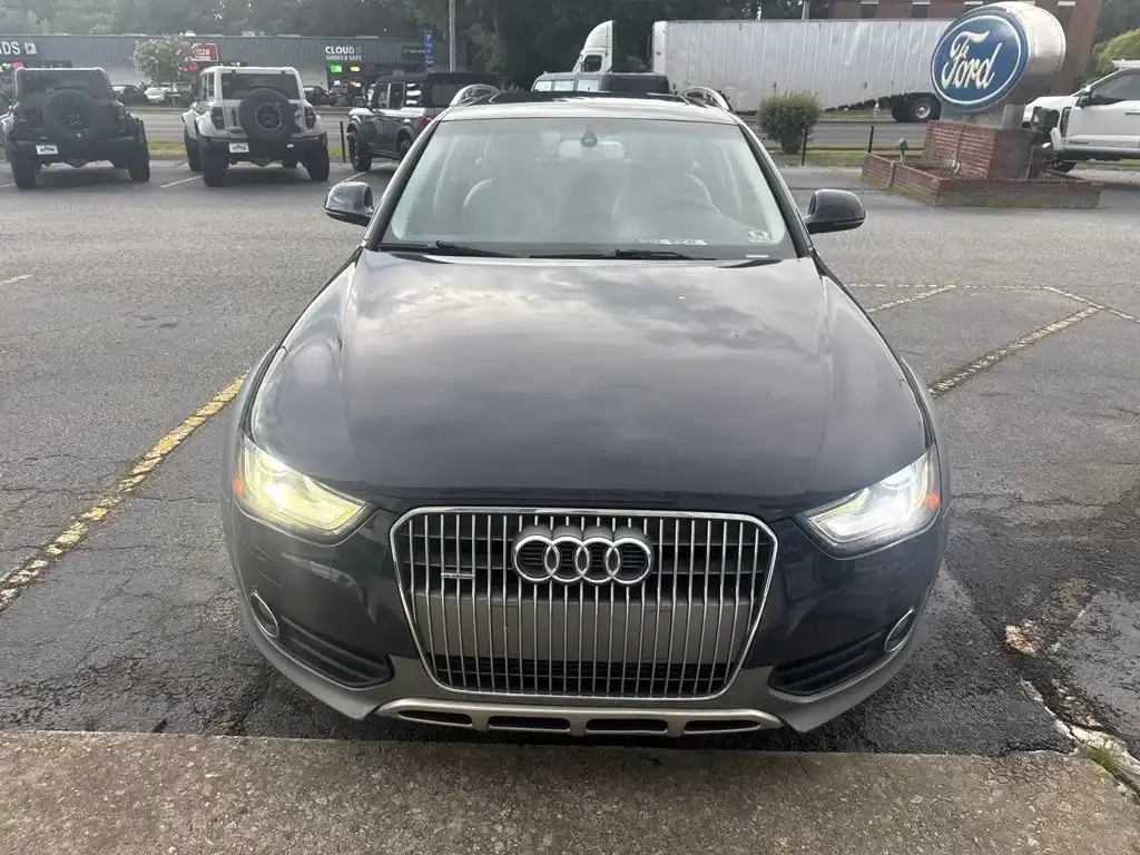 2013 Audi Allroad 2.0 TFSI quattro 8-speed tiptronic's photo