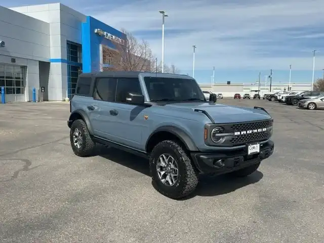 2023 Ford Bronco Badlands 4x4's photo