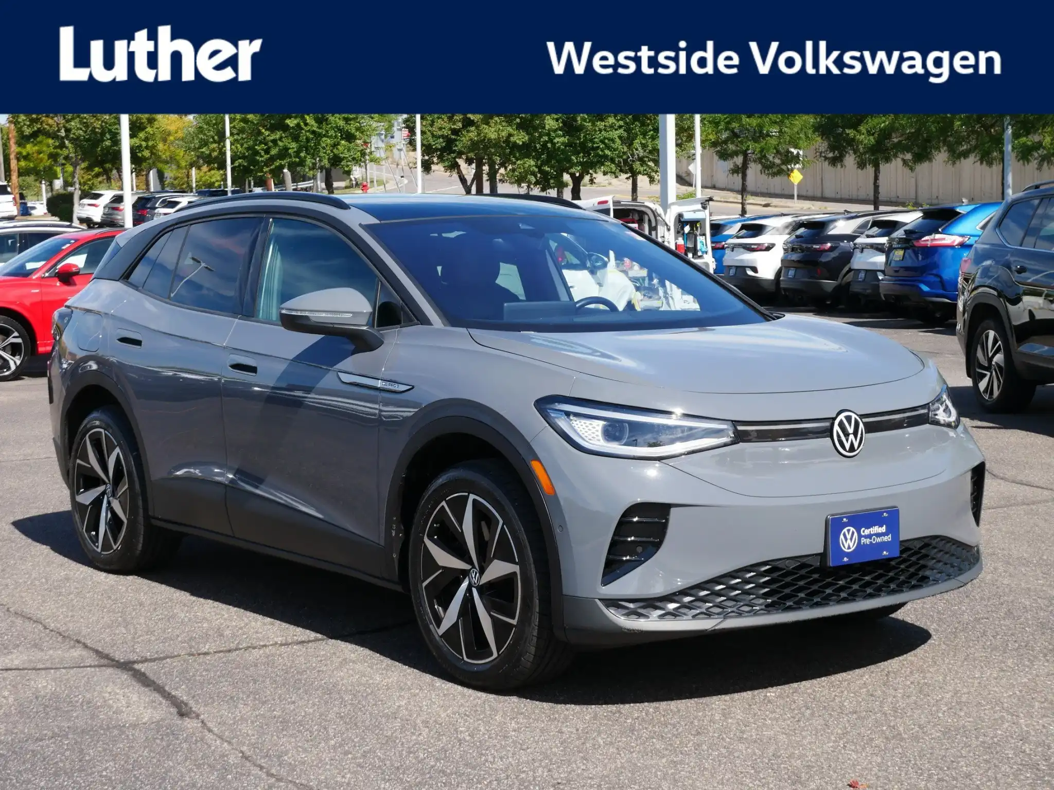 2023 Volkswagen ID.4 Pro S 4Motion's photo