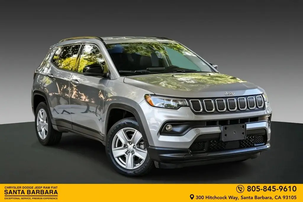 2022 Jeep Compass Latitude 4X4 photo 1
