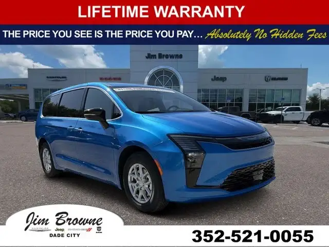 2027 Chrysler Pacifica Select photo 1
