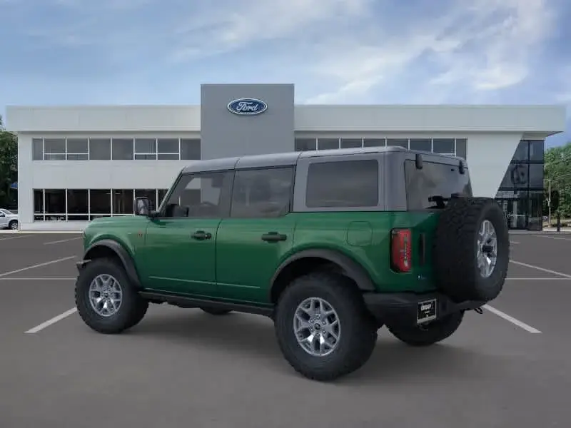 2025 Ford Bronco Badlands 4x4 photo 4