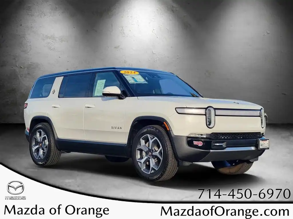 2024 Rivian R1S Adventure Dual-Motor Standard Pack's photo