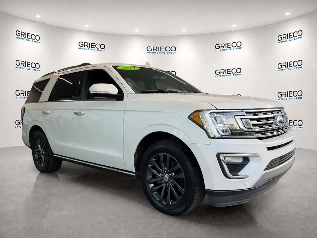 2019 Ford Expedition Limited's photo