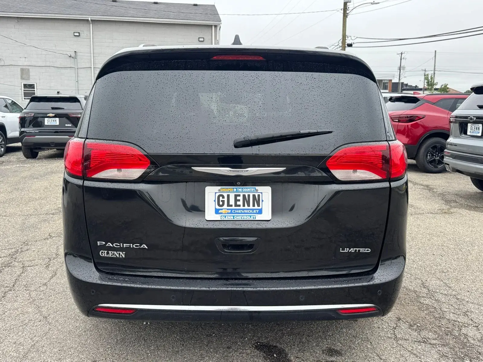 2017 Chrysler Pacifica Limited photo 5
