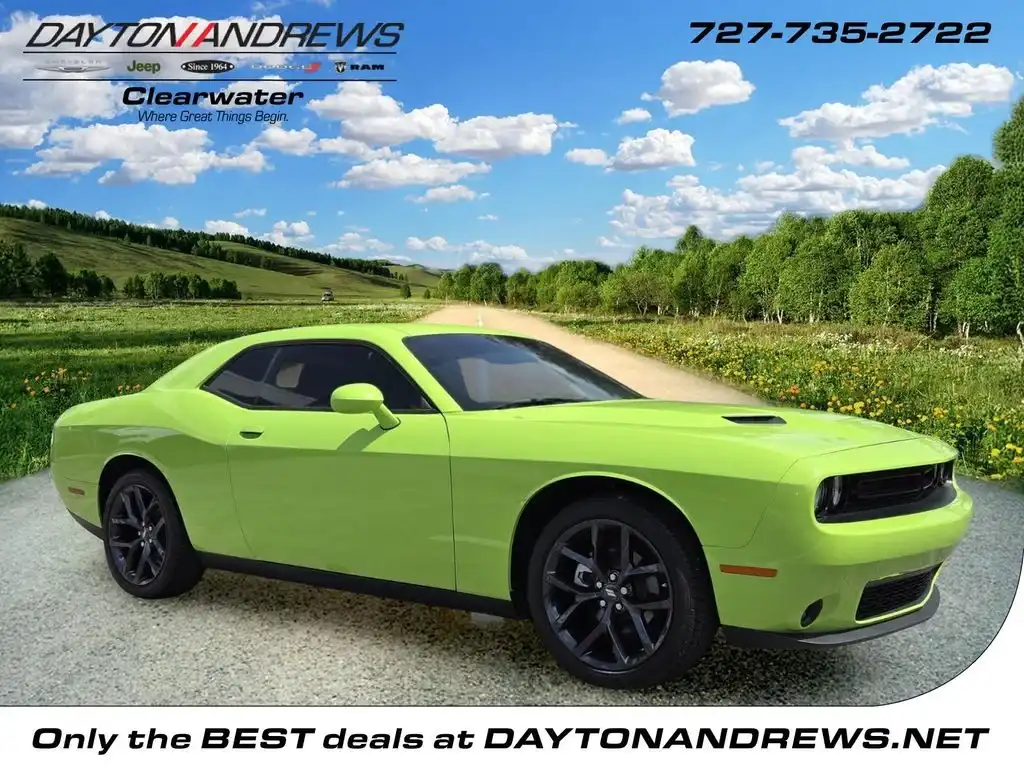 2023 Dodge Challenger SXT Auto's photo