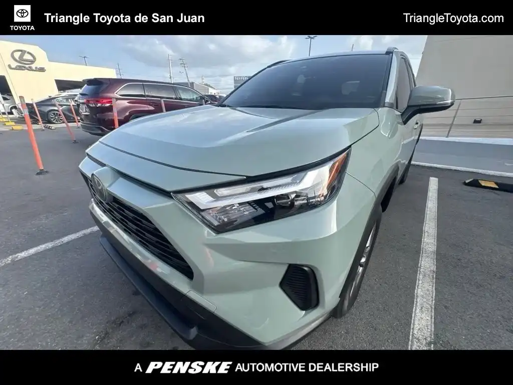 2024 Toyota RAV4 XLE FWD's photo