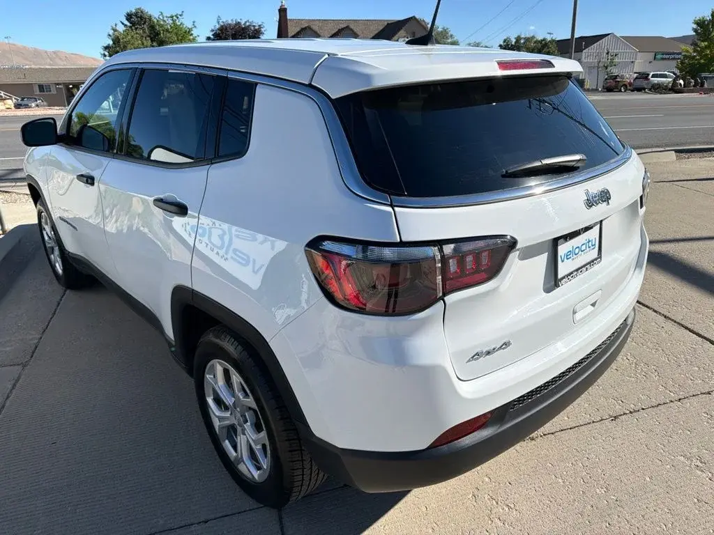 2024 Jeep Compass Sport 4X4 photo 5