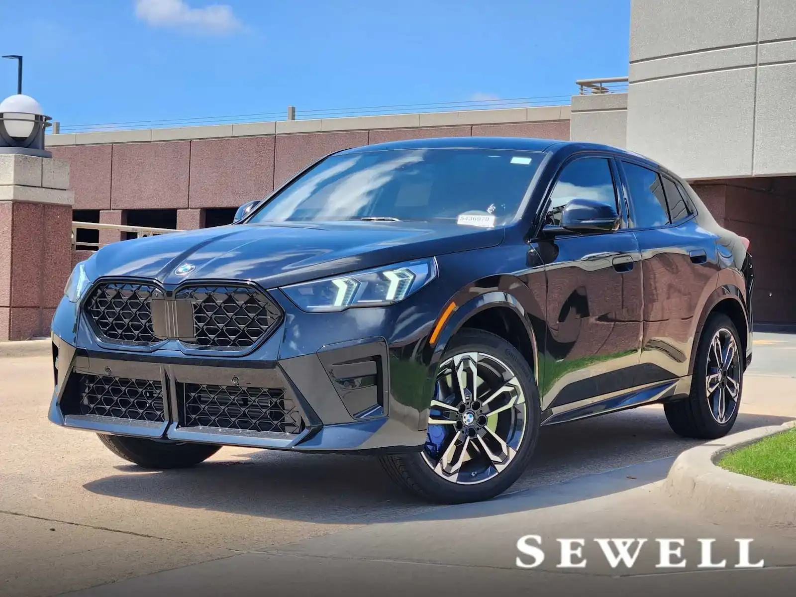 2026 BMW X2 xDrive28i's photo