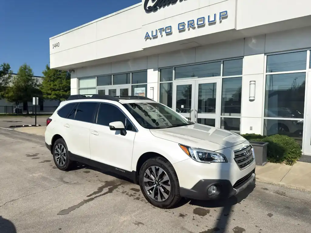 2017 Subaru Outback 2.5i Limited's photo
