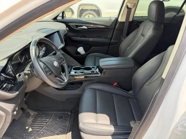 2023 Buick Envision Essence AWD photo 4