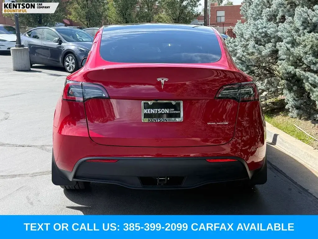 2023 Tesla Model Y Long Range Dual Motor AWD photo 5