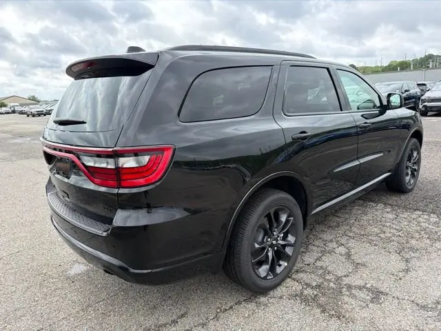 2026 Dodge Durango GT AWD photo 3