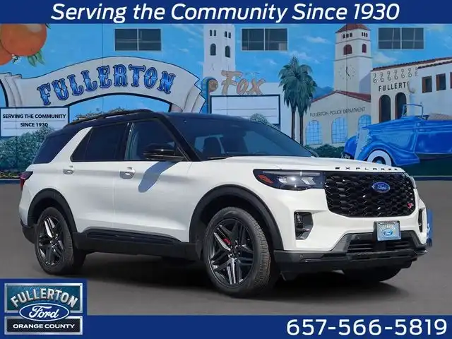 2025 Ford Explorer ST PL535's photo