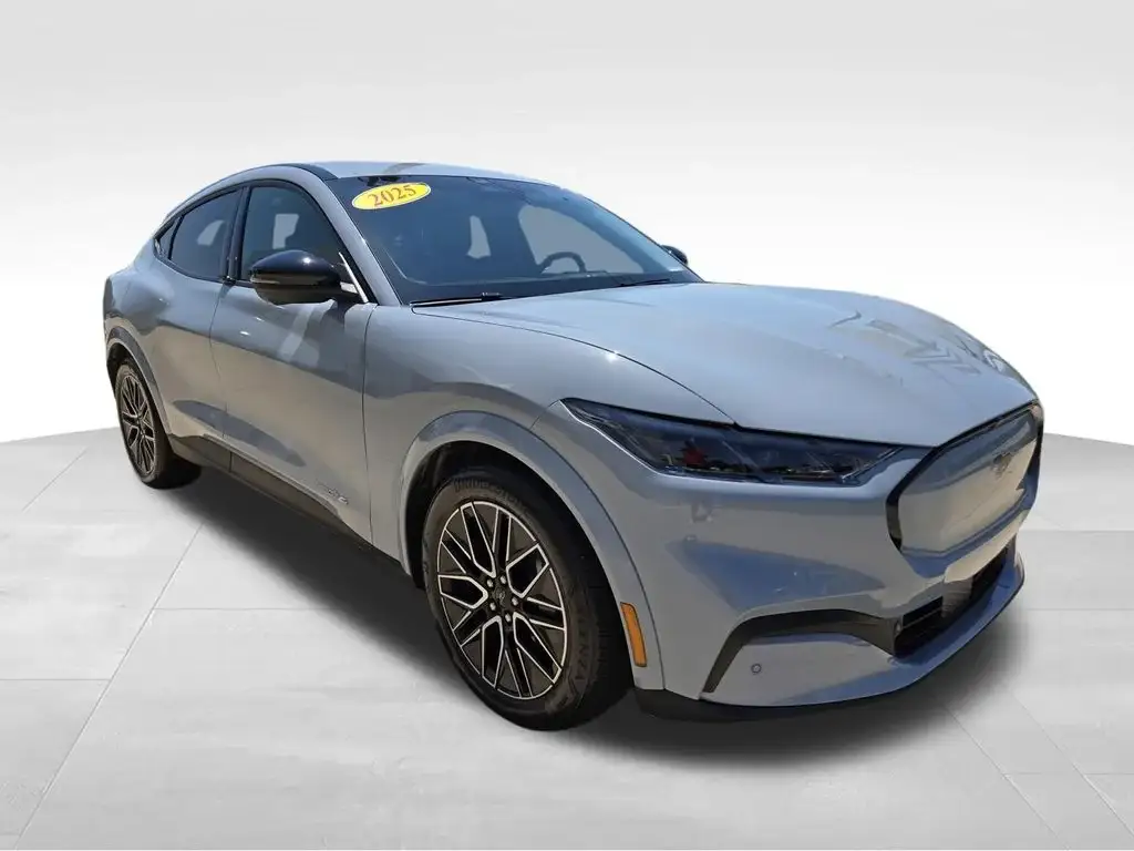 2025 Ford Mustang-Mach-e Premium photo 1