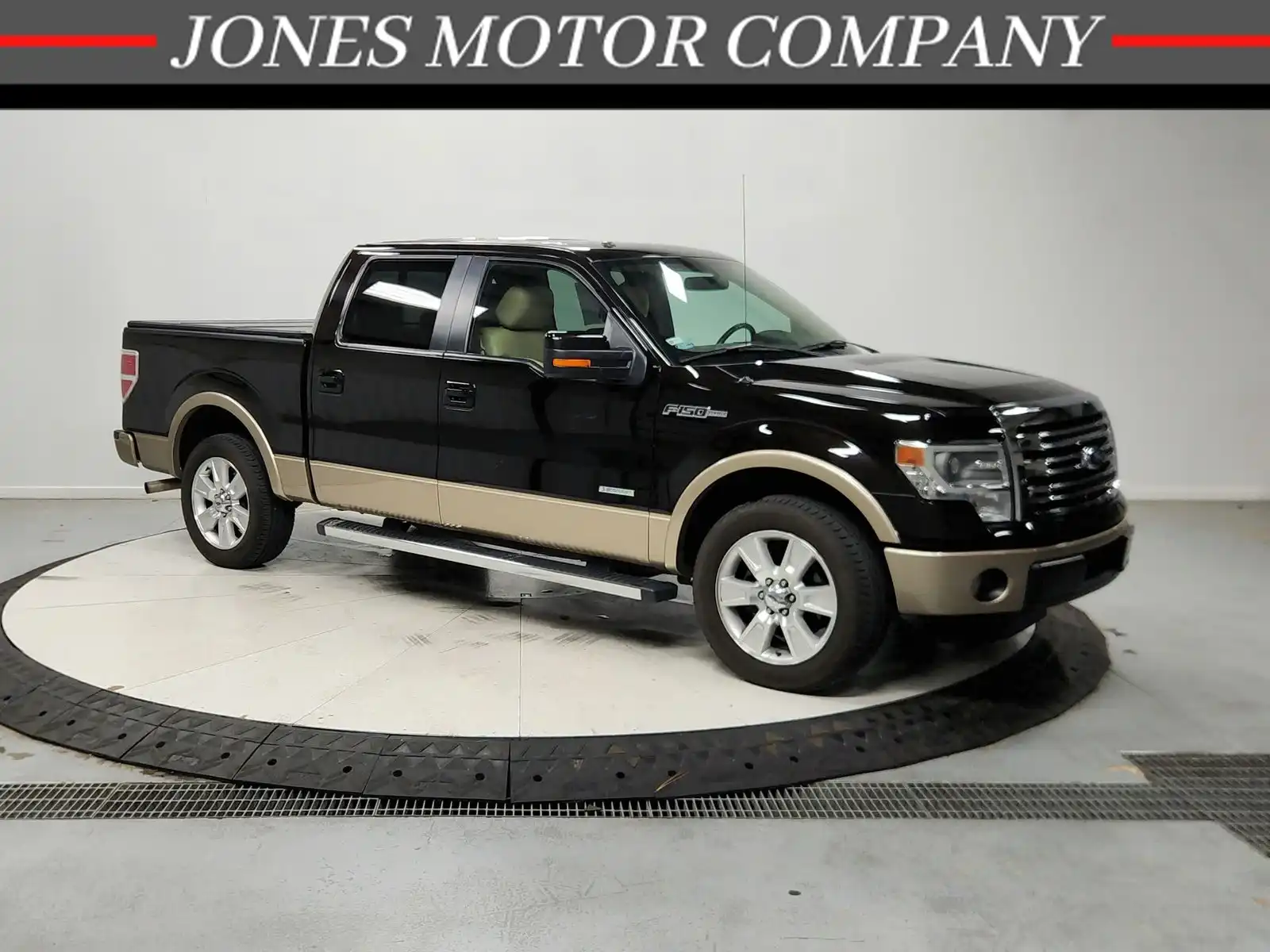 2013 Ford F-150 Lariat SuperCrew 145-in's photo