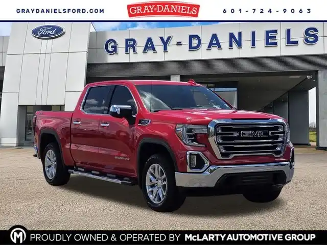 2019 GMC Sierra 4WD Crew Cab Short Box SLT's photo