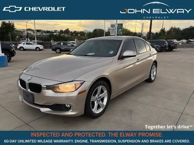 2015 BMW 3 Series 320i xDrive Sedan's photo