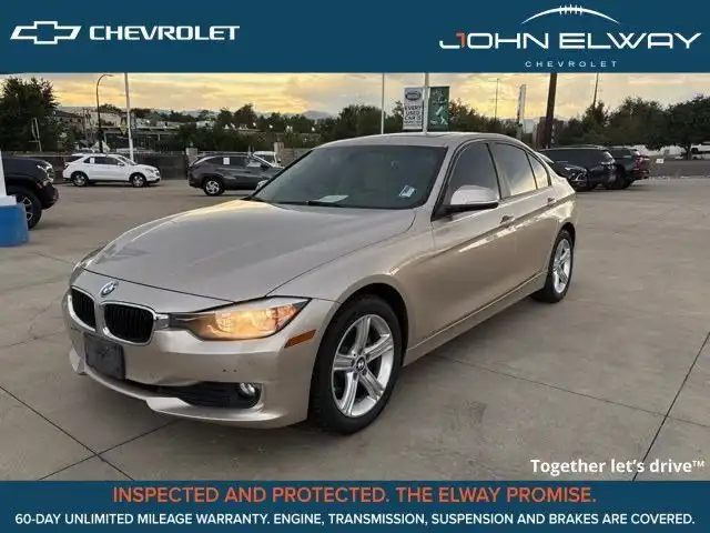 2015 BMW 3 Series 320i xDrive Sedan's photo