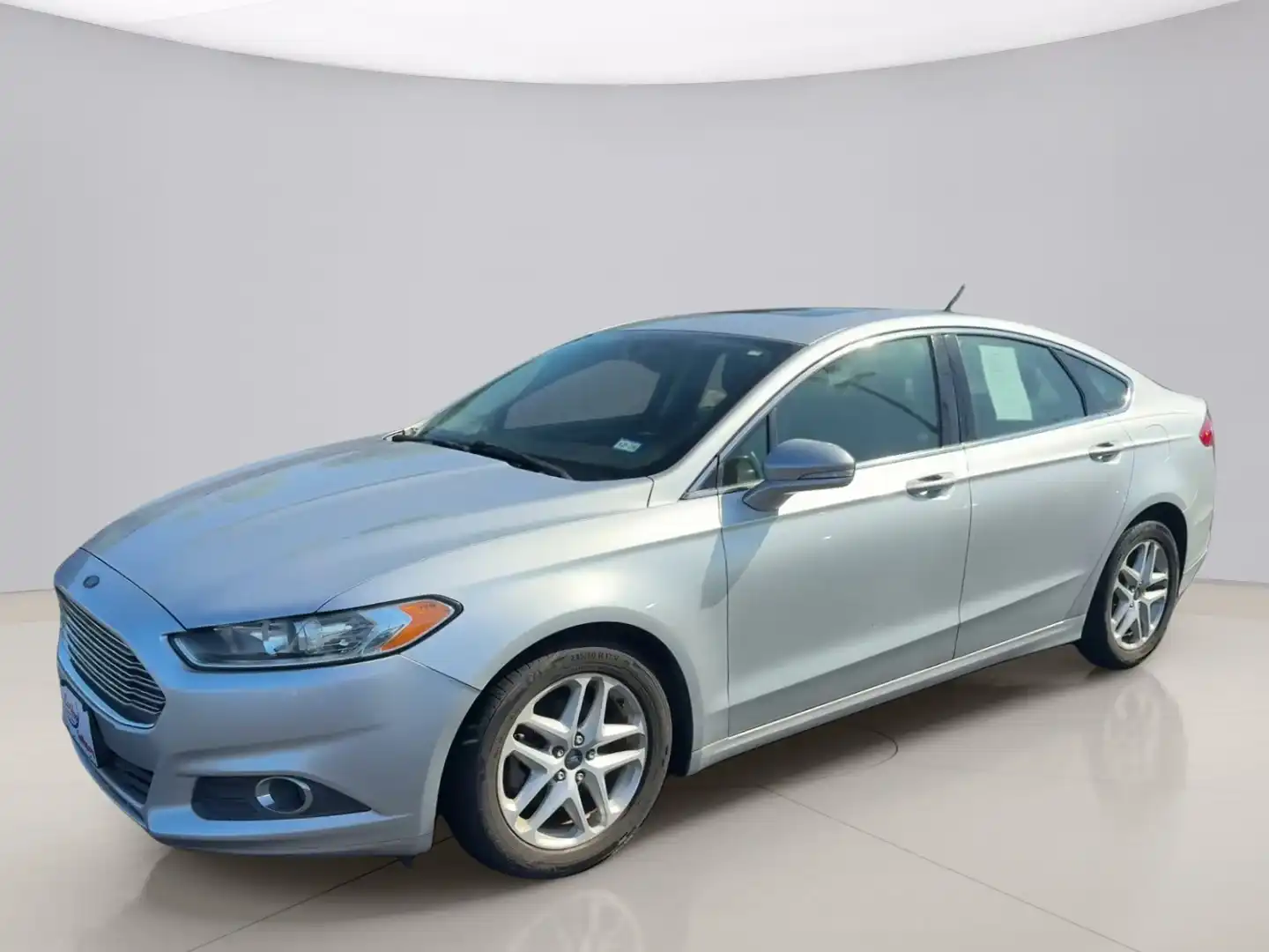 2015 Ford Fusion SE FWD's photo