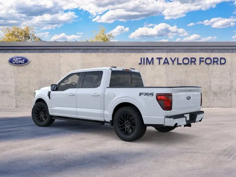 2026 Ford F-150 XLT 4x4 SuperCrew 5-1/2 Box photo 5