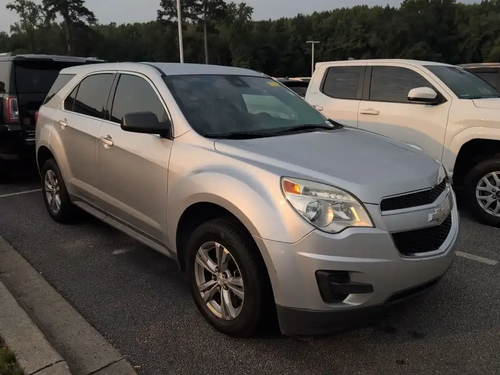 2013 Chevrolet Equinox LS's photo