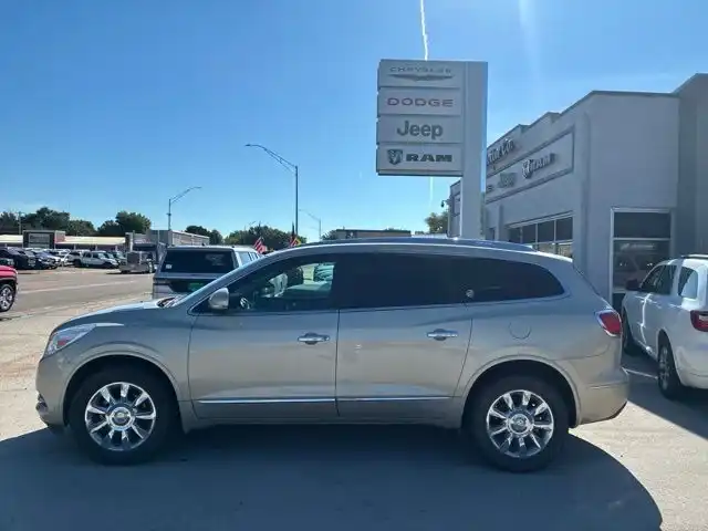 2015 Buick Enclave Leather's photo
