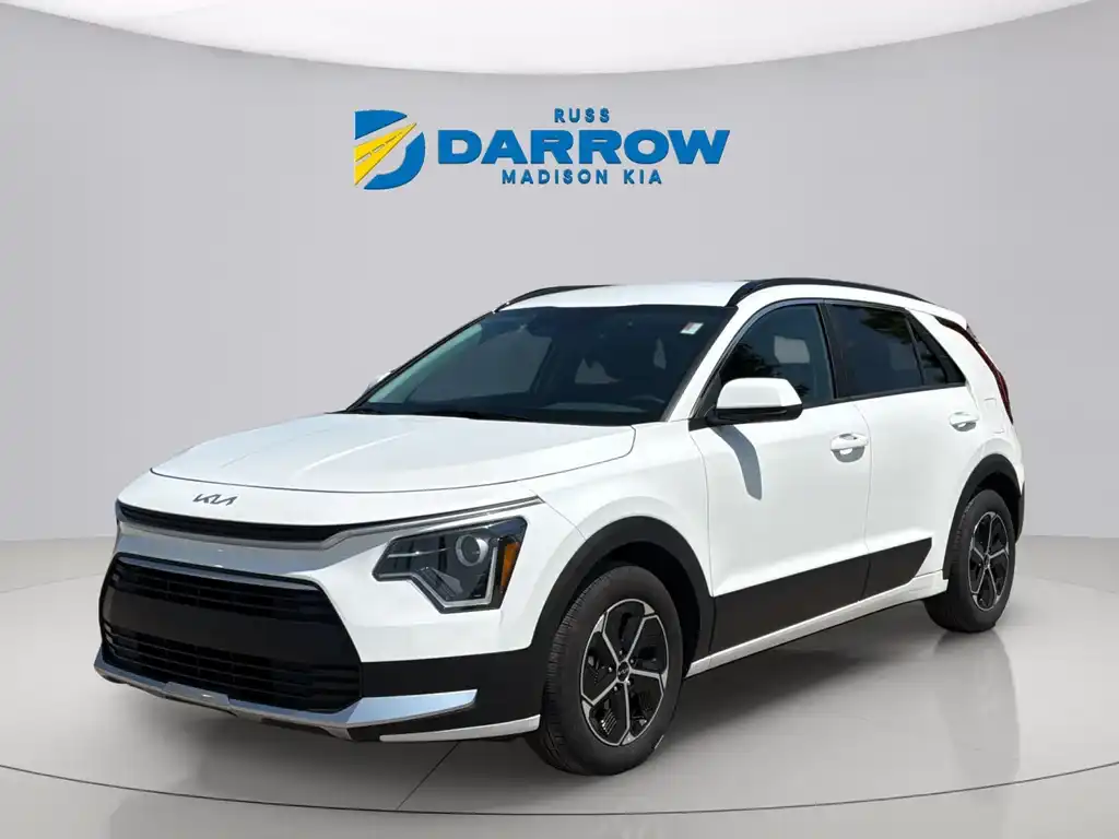 2025 Kia Niro LX HEV's photo