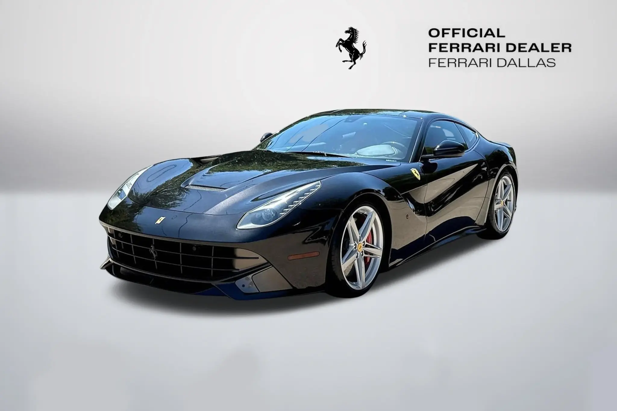2014 Ferrari F12 Base photo 3