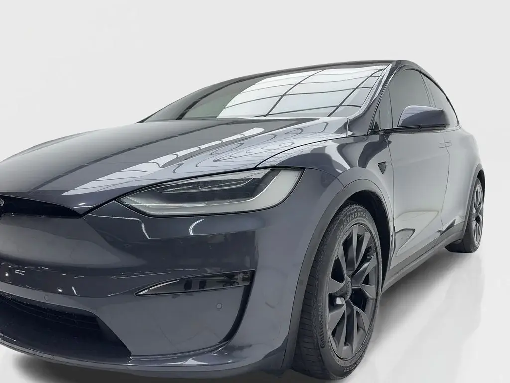 2023 Tesla Model X Long Range photo 3