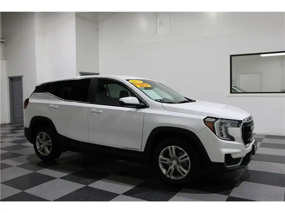 2022 GMC Terrain SLE FWD's photo