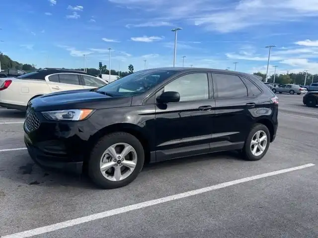 2024 Ford Edge SE AWD's photo