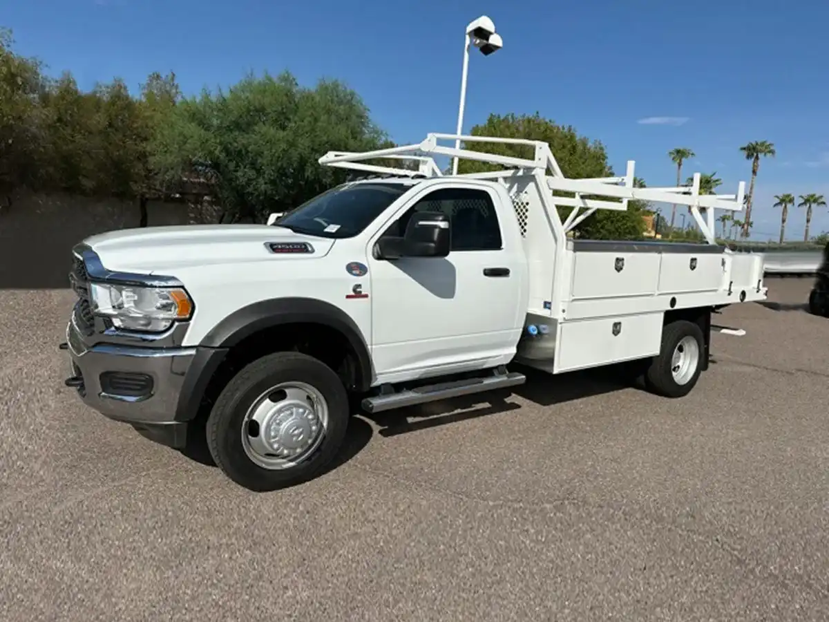 2026 RAM 4500 Tradesman 4X4 Reg Cab SWB DRW 145" WB's photo