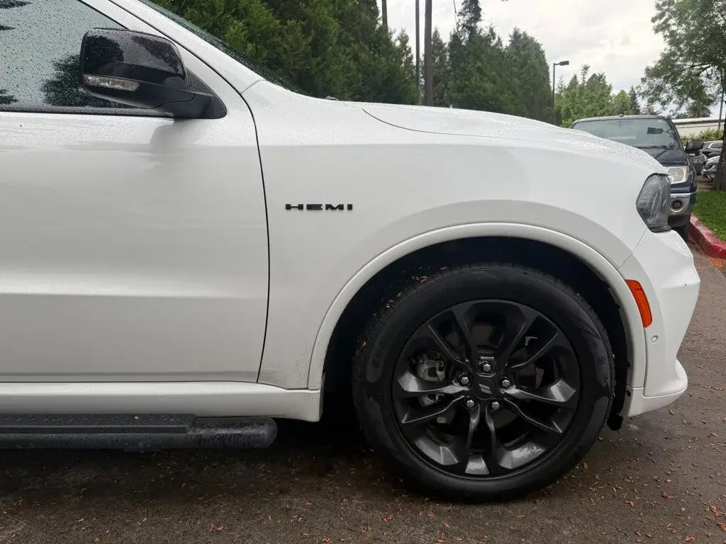 2024 Dodge Durango R/T Plus AWD photo 3