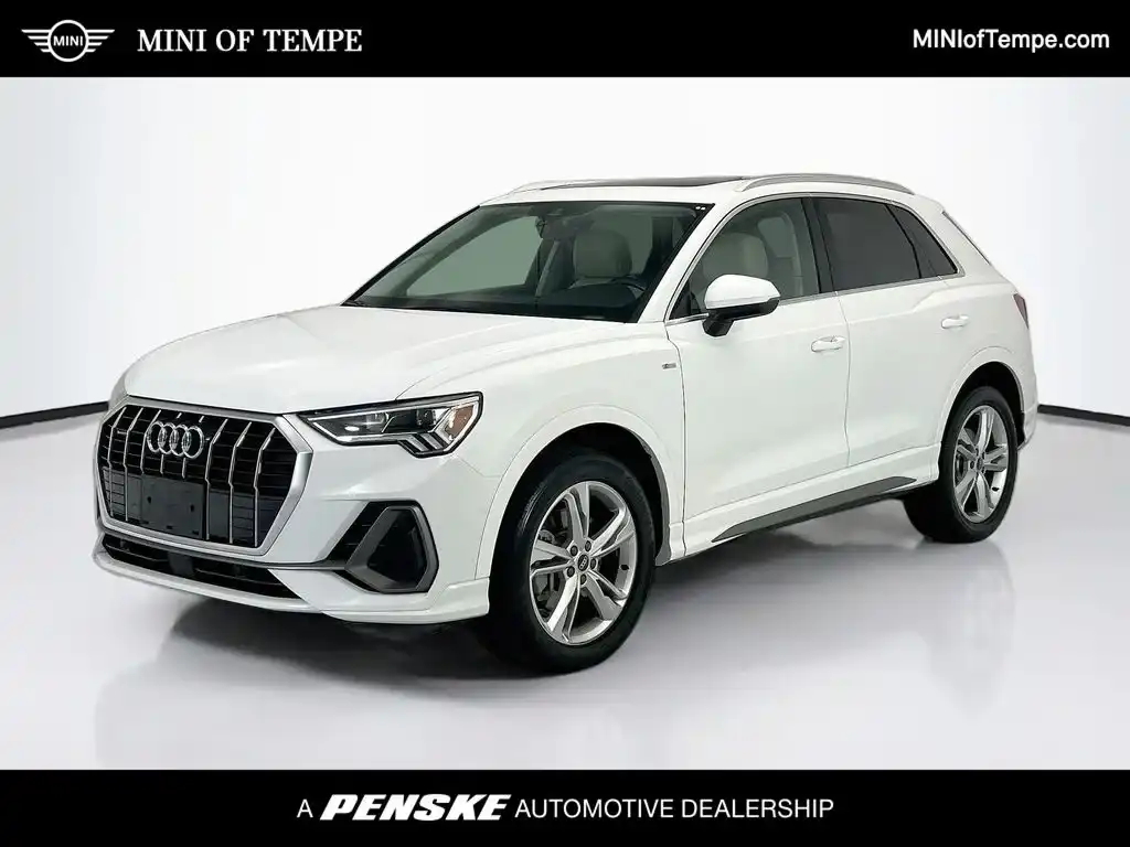 2023 Audi Q3 45 TFSI S Line Premium quattro's photo