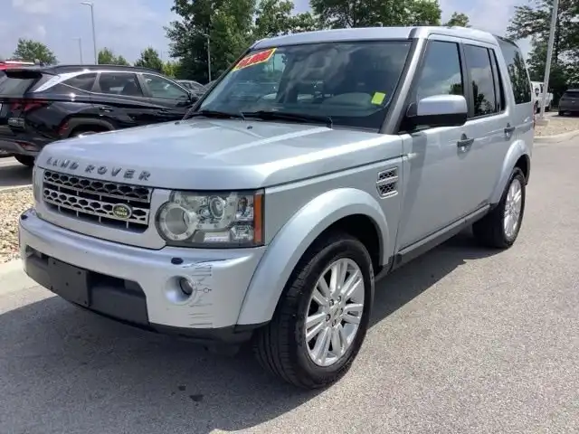 2010 Land Rover LR4 Base's photo