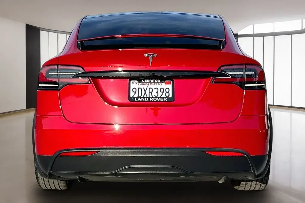 2023 Tesla Model X Long Range photo 5