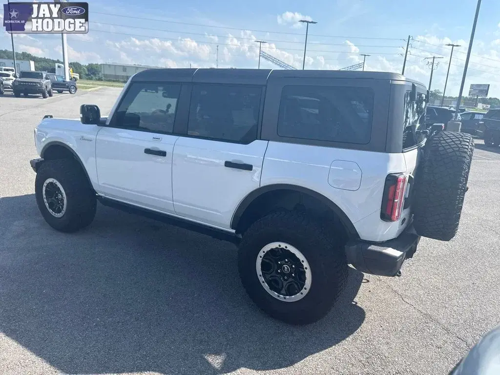 2023 Ford Bronco Badlands 4x4 photo 5