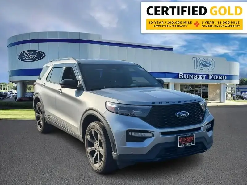 2022 Ford Explorer ST 4WD photo 1
